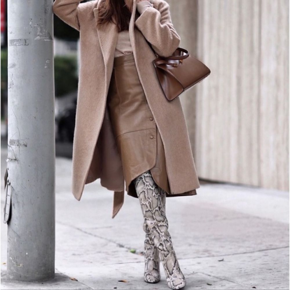 NWT ZARA BOOTS SNAKE PRINT INNER PLATFORM LEATHER HEELED KNEE HIGHโBOOTS - Picture 3 of 14